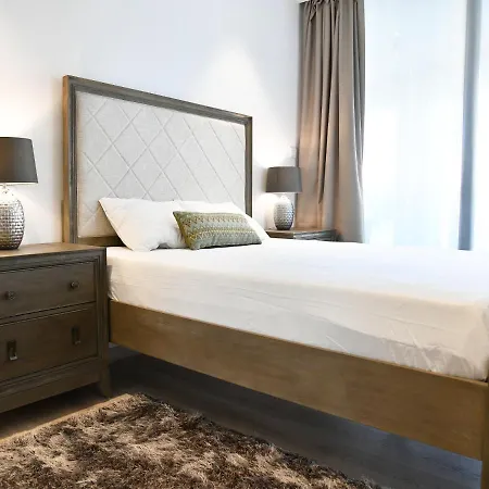 Baz Tower Ξενοδοχείο με διαμερίσματα 4*