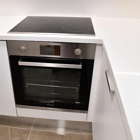 Lägenhetshotell Baz Tower