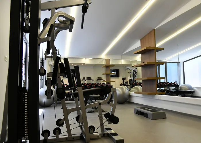 Baz Tower 公寓式酒店 4*