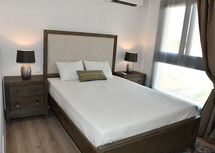 Baz Tower 公寓式酒店 4*