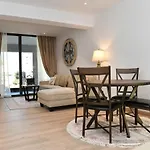 Aparthotel Baz Tower Nikosia