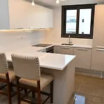 Aparthotel Baz Tower Nikosia